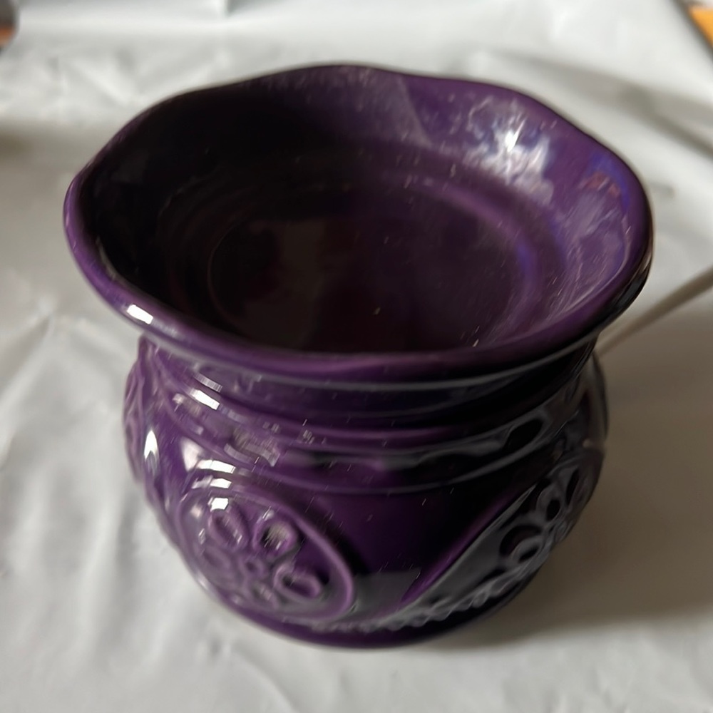 Gently used SC Johson$sons warmer and tarts